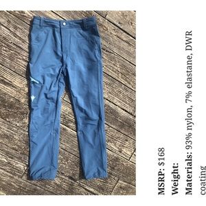 She Fly hiking pants with the pee zipper